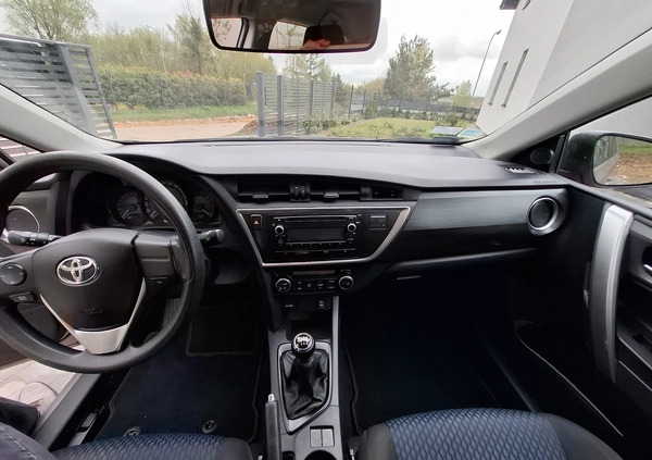 Toyota Auris cena 40500 przebieg: 126000, rok produkcji 2015 z Łomianki małe 106